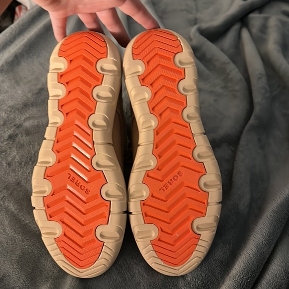 Spring sale 🌷🌼🌸 Sorel Explorer ll Drift, women’s size 9.5, waterproof. - Picture 5 of 7